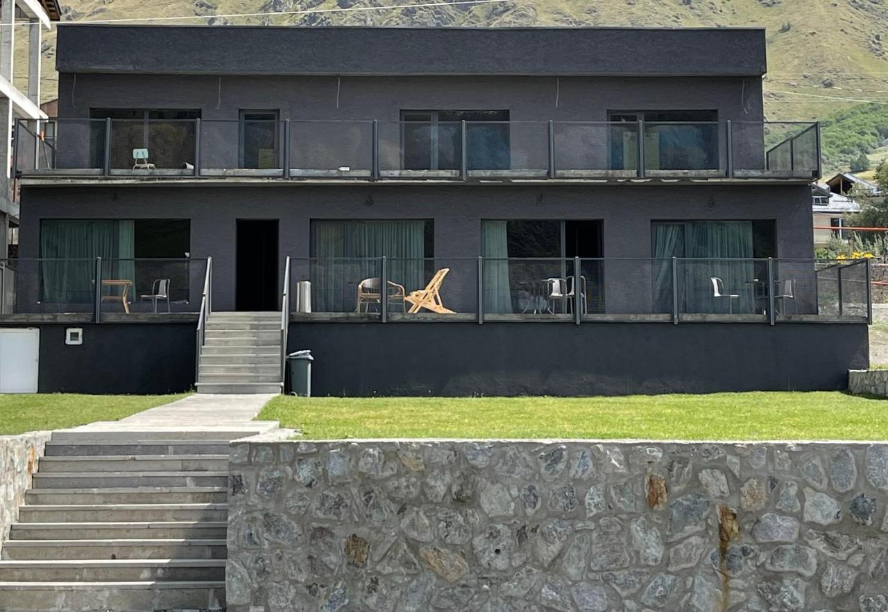 Hotel Misty Mountain Kazbegi Exteriör bild